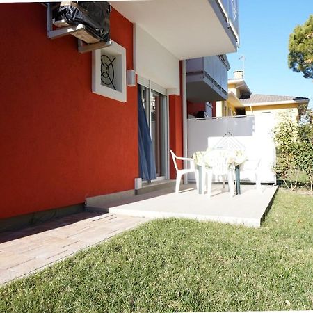 Relax By The Garden - Flat For Up To 6 Guests Apartment Porto Santa Margherita di Caorle Exterior photo