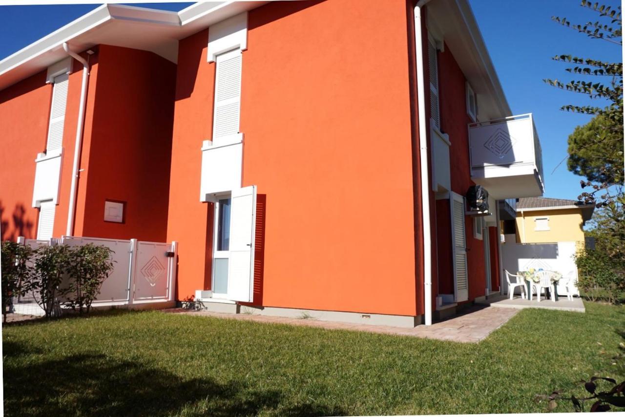 Relax By The Garden - Flat For Up To 6 Guests Apartment Porto Santa Margherita di Caorle Exterior photo